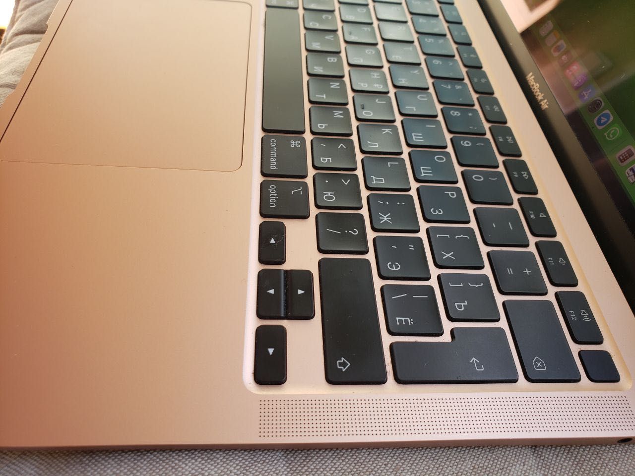 MacBook Air m1 Gold 8/2020