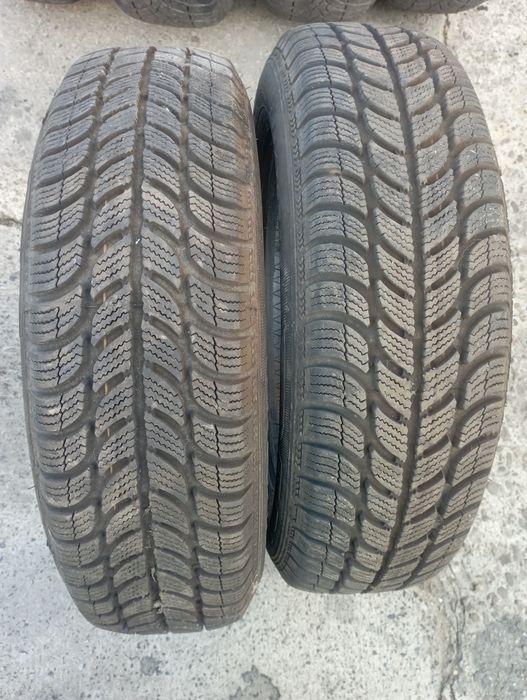Opony zimowe 2stuki stan bardzo dobry 165/70R14 rok 22