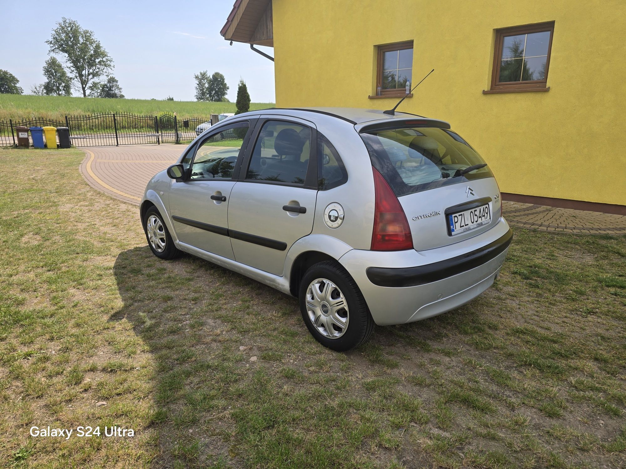 Citroën C3 1.1 8VBenz 2004r