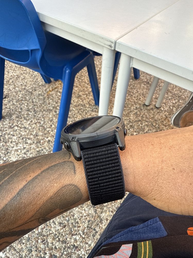 Relógio Smartwatch Enduro 3 com GPS de Alto Rendimento
