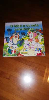 Livro "O Lobo e os sete cabritinhos"