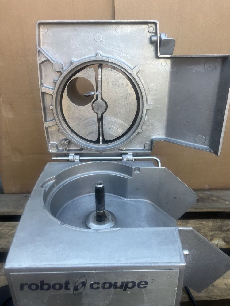 Овочерізка, Овощерезка Robot Coupe CL 52