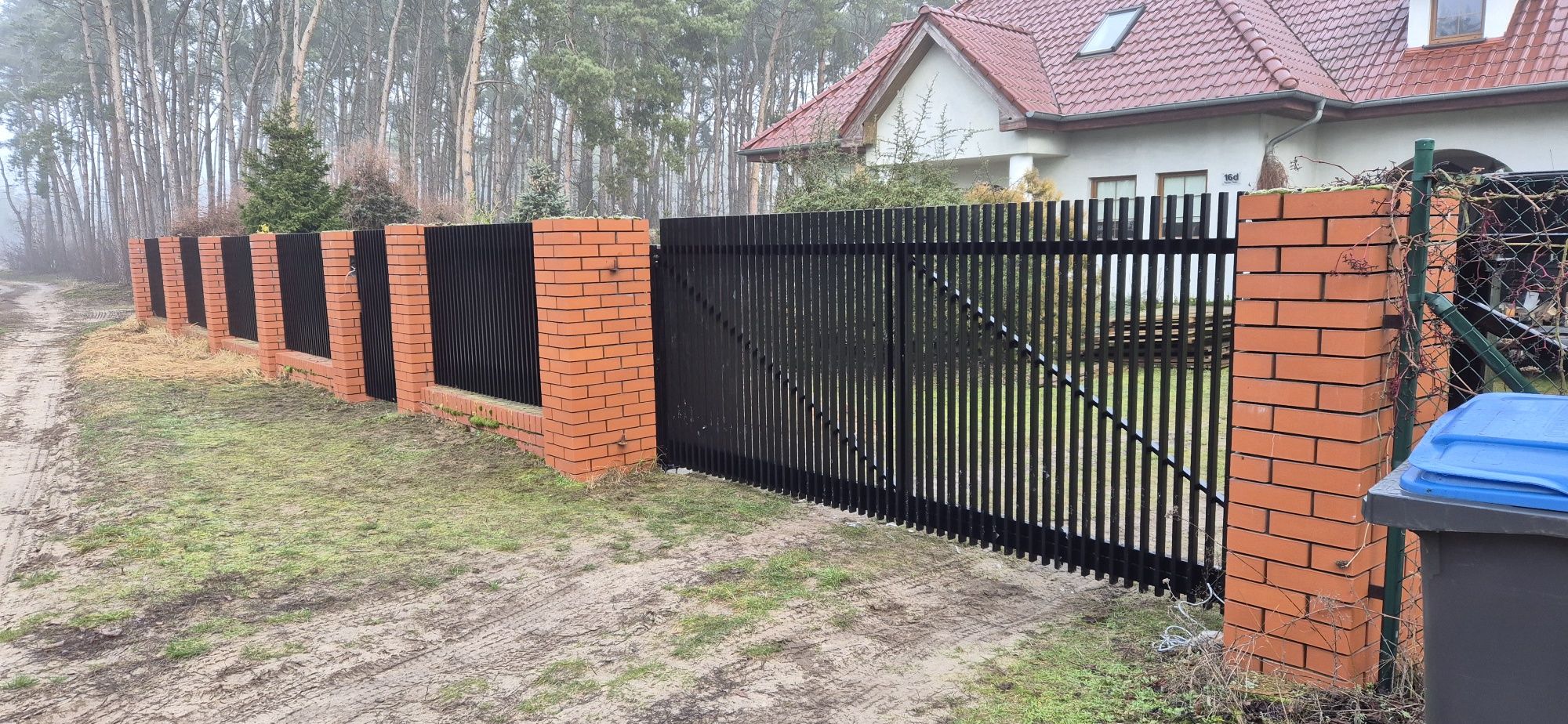 Spawanie Bram dwuskrzydłowych i przesuwnych Balustrady Płoty