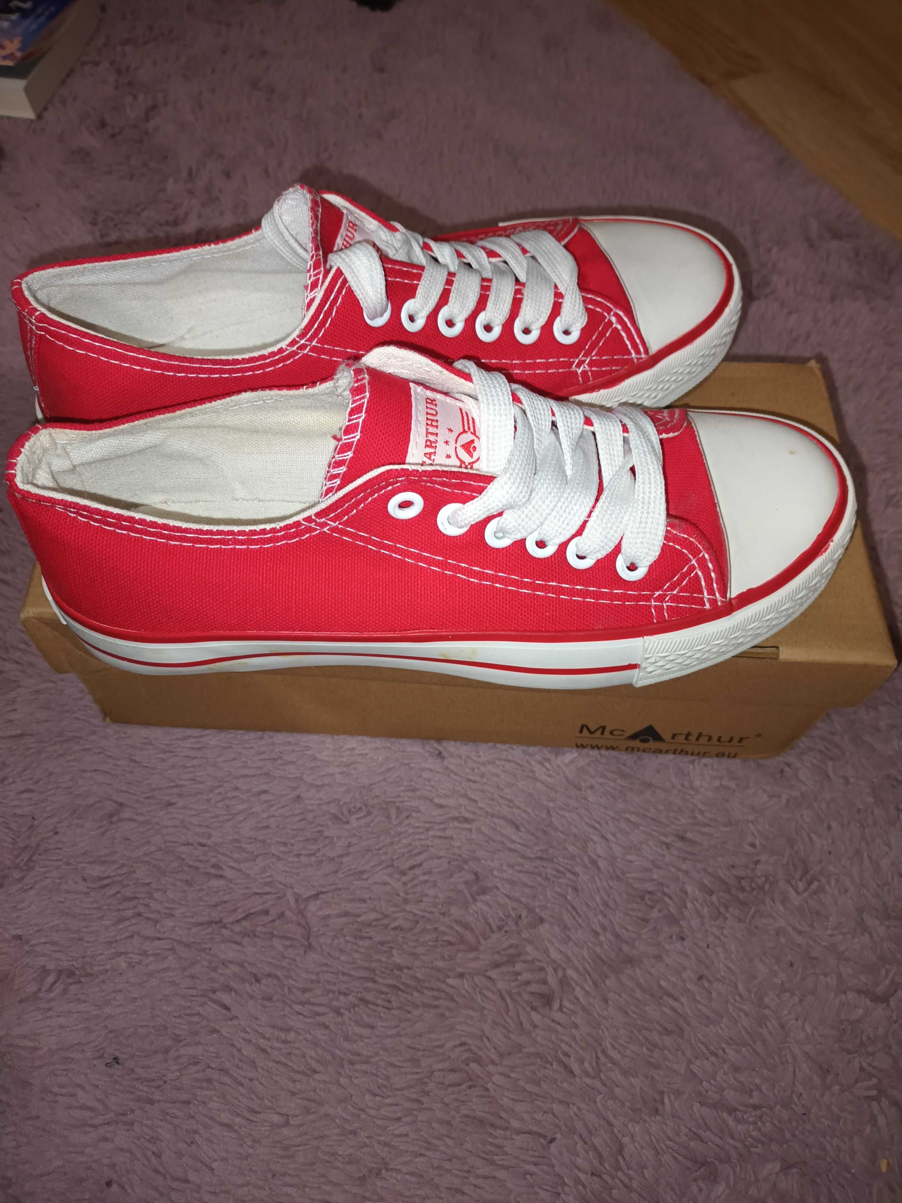 Tramoki NOWE 37 czerwone