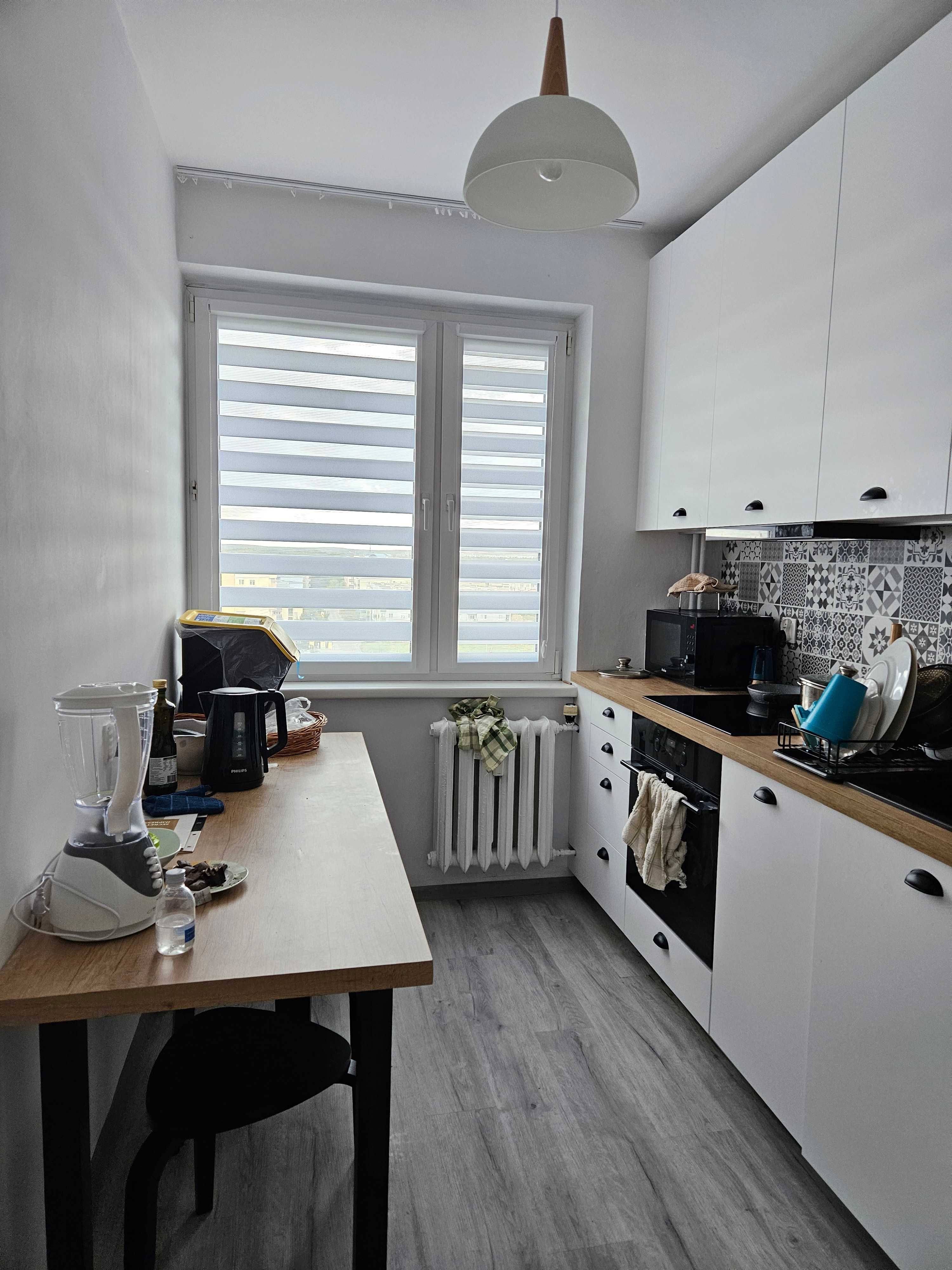Pokój 2 os. do wynajęcia 23 m2 z balkonem- os. Jana III Sobieskiego 26