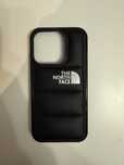 Case na iphone 15 pro marki THE NORTH FACE