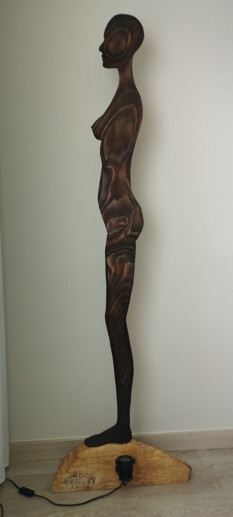 Lampa podłogowa stojąca