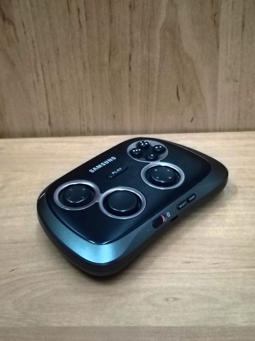 Kontroler pad do gier telefonu |Samsung Game Pad EI-GP20 |Stan dobry!