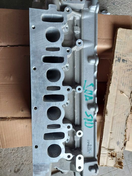 Cabeça de motor Tata telcoline e algum material novo tenho facturas