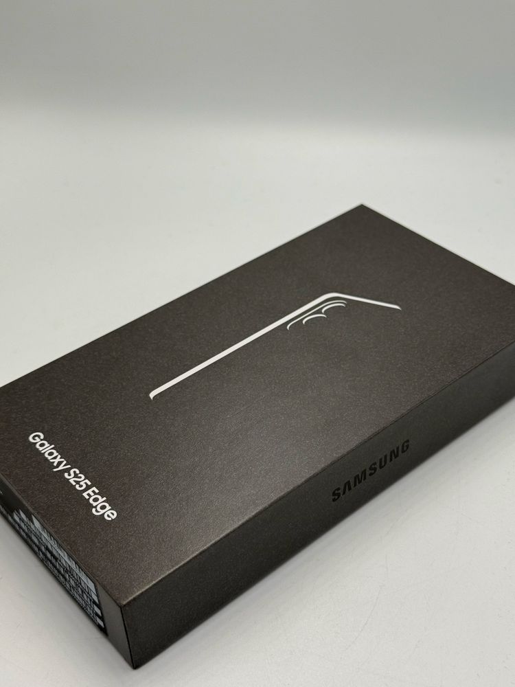 Samsung S25 Edge 12/256gb black Piotrkowska 136 w bramie 3499zl