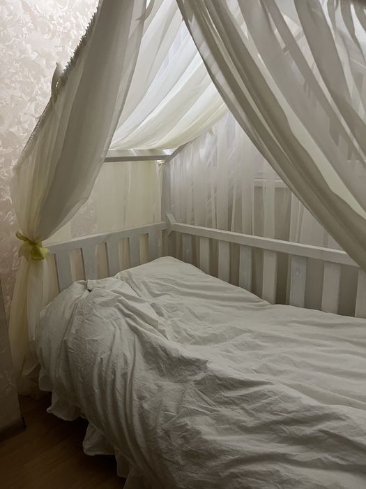 Продам кровать  для принцесы ! Срочно !