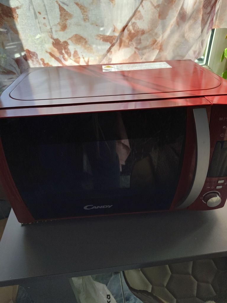 Kuchenka mikrofalowa candy Uszkodzona