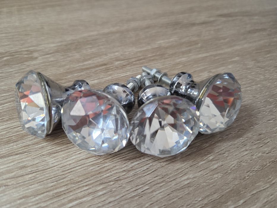 Uchwyt meblowy Glamour