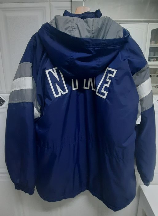 Casaco Impermeável em Ótimo Estado - Nike