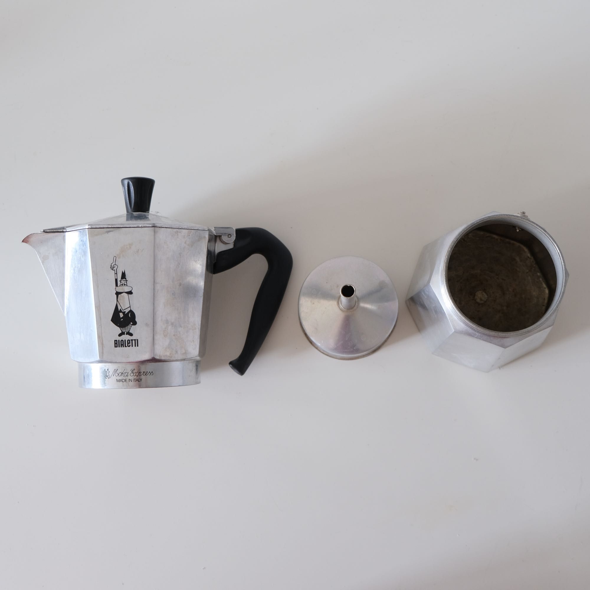 Кавоварка гейзерна Bialetti Moka Express