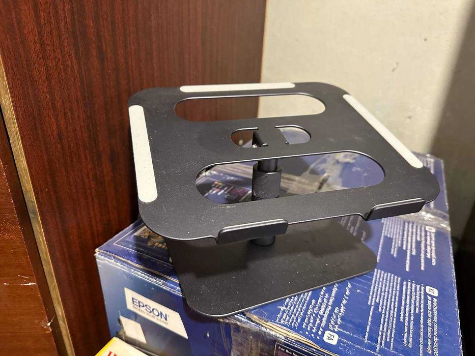 Подставка для ноутбука laptop stand macbook lenovo samsung dell hp