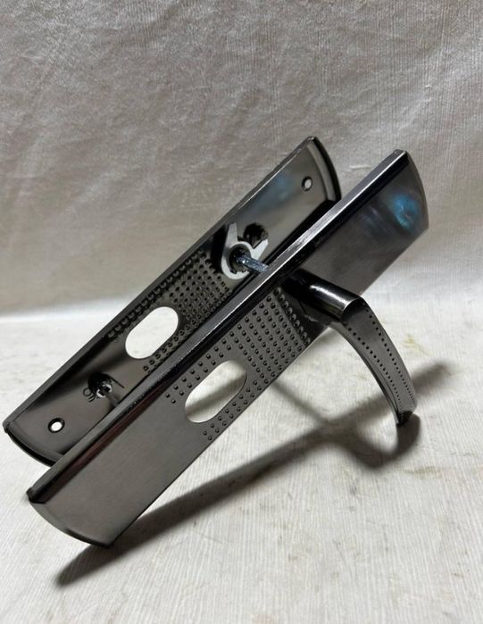 Ручки для китайських дверей