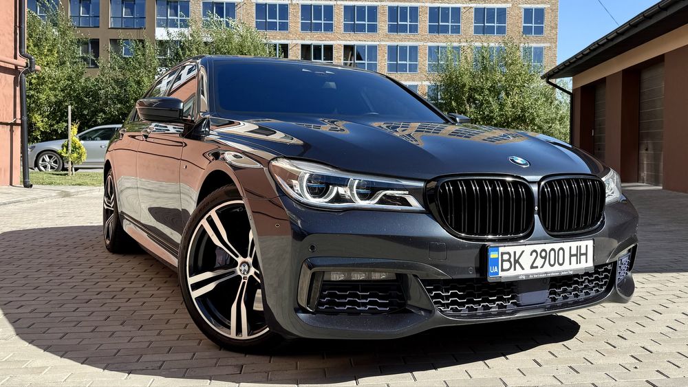 BMW 750d 2017 оригінальний пробіг 133000