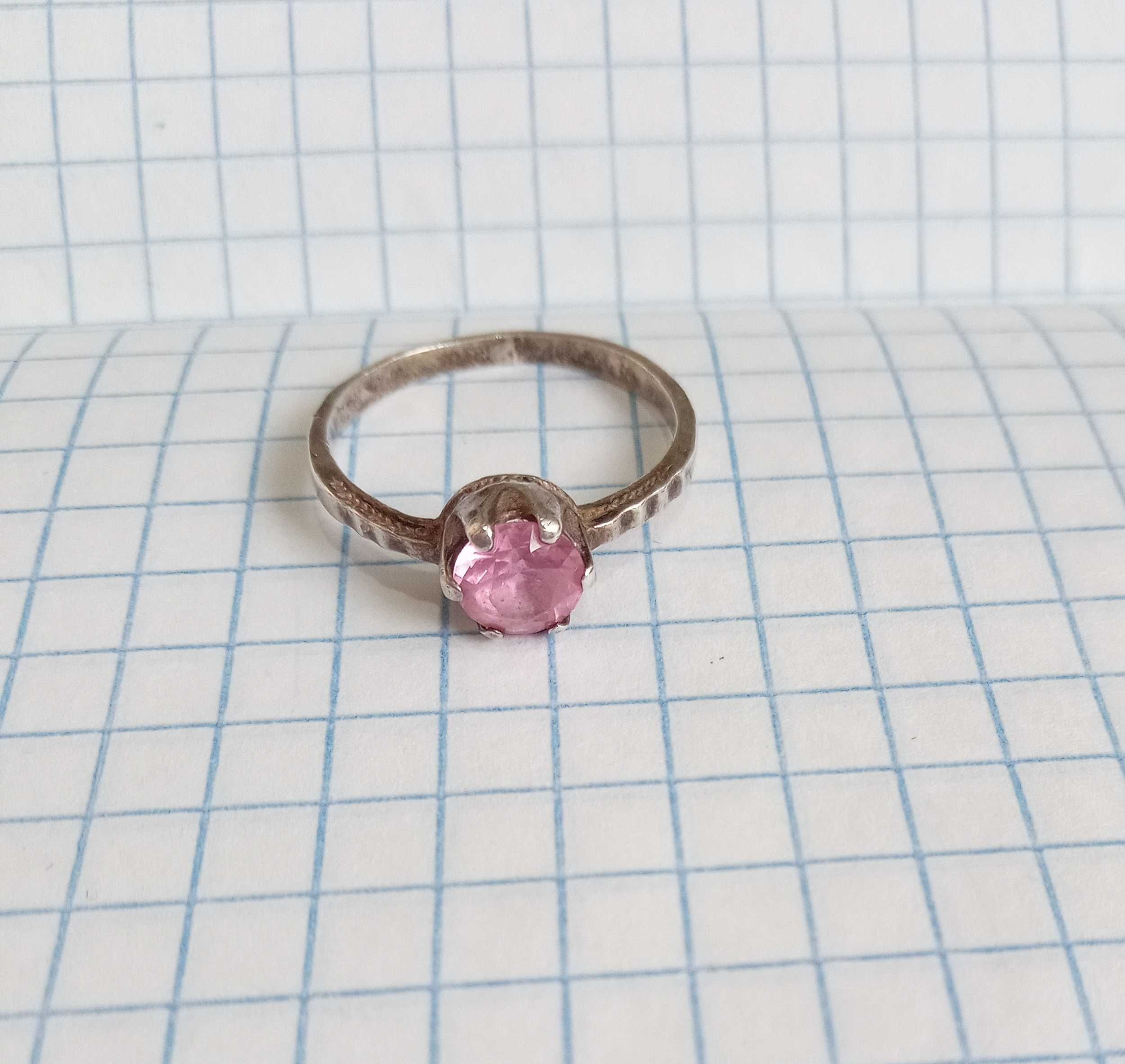 Кольцо срібло 925 проба зірочка. Розовий камінь. СССР