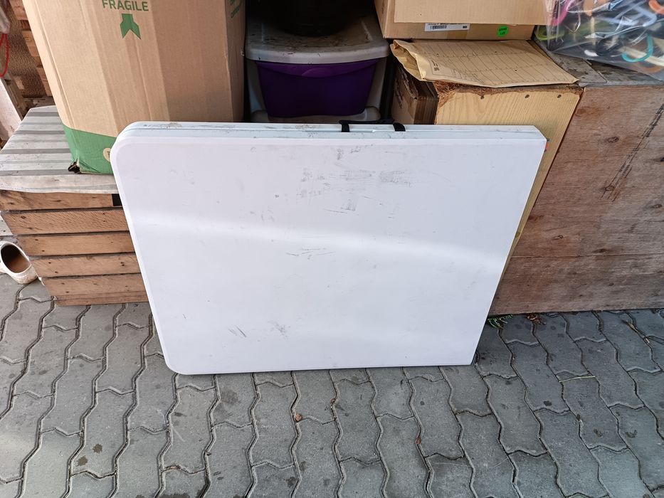 Mesa grande plástica