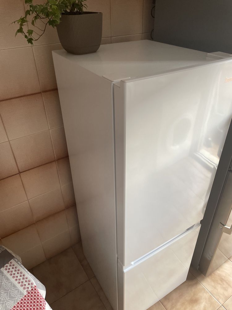 Geladeira Kunft, 100% NOVA