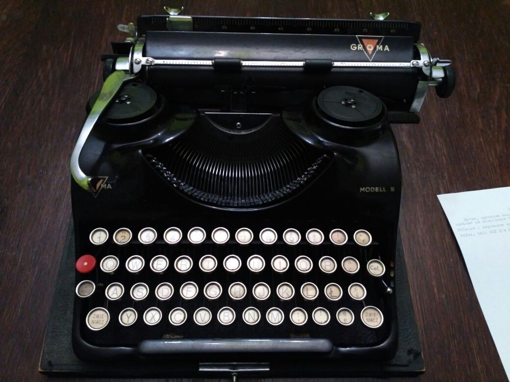 Maszyna do pisania Groma