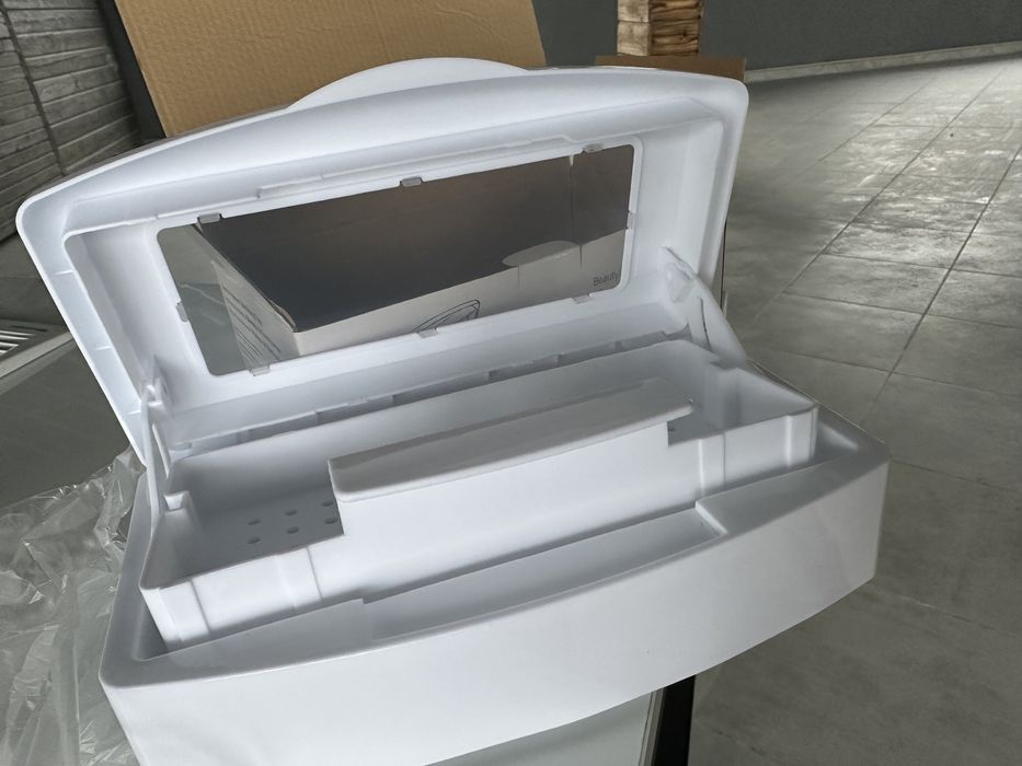 Контейнер для стерилізації інструментів із прозорою кришкою