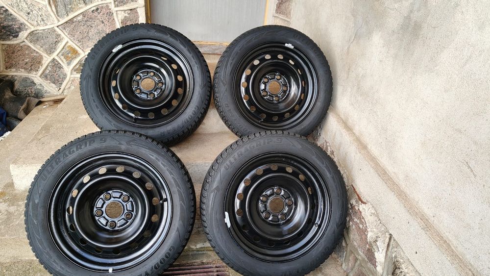 Koła felgi opony zimowe 16 cali 5x114.3 honda Civic ufo