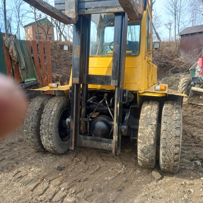 продам погрущик львівській