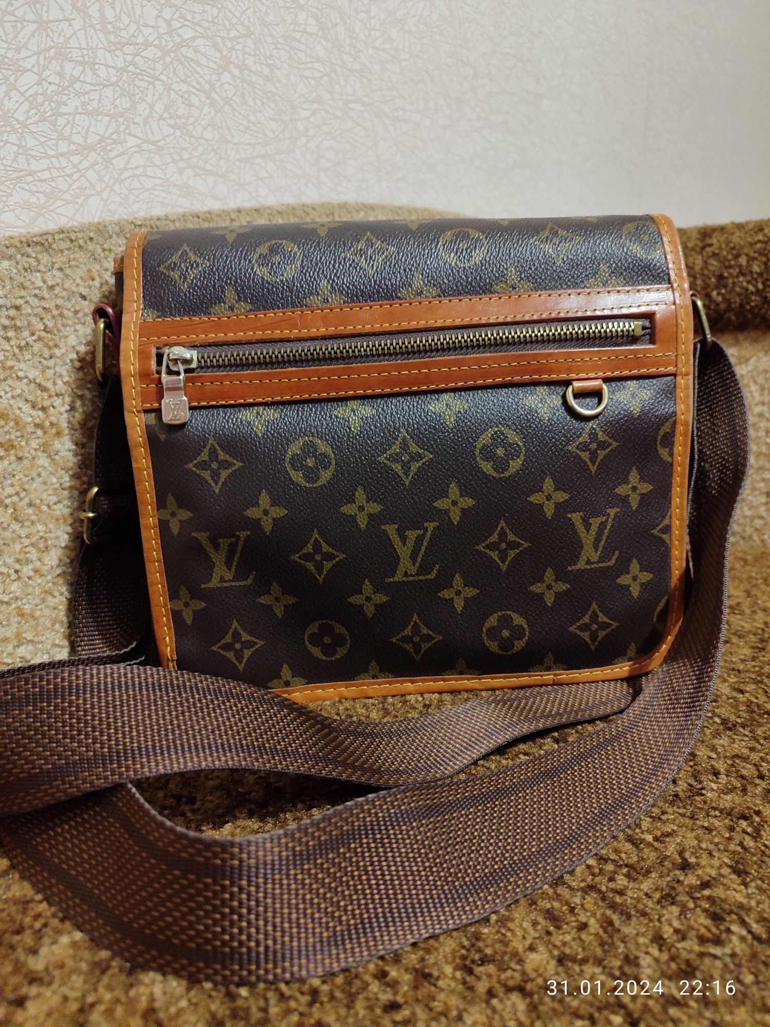 Сумка LOUIS VUITTON унисекс