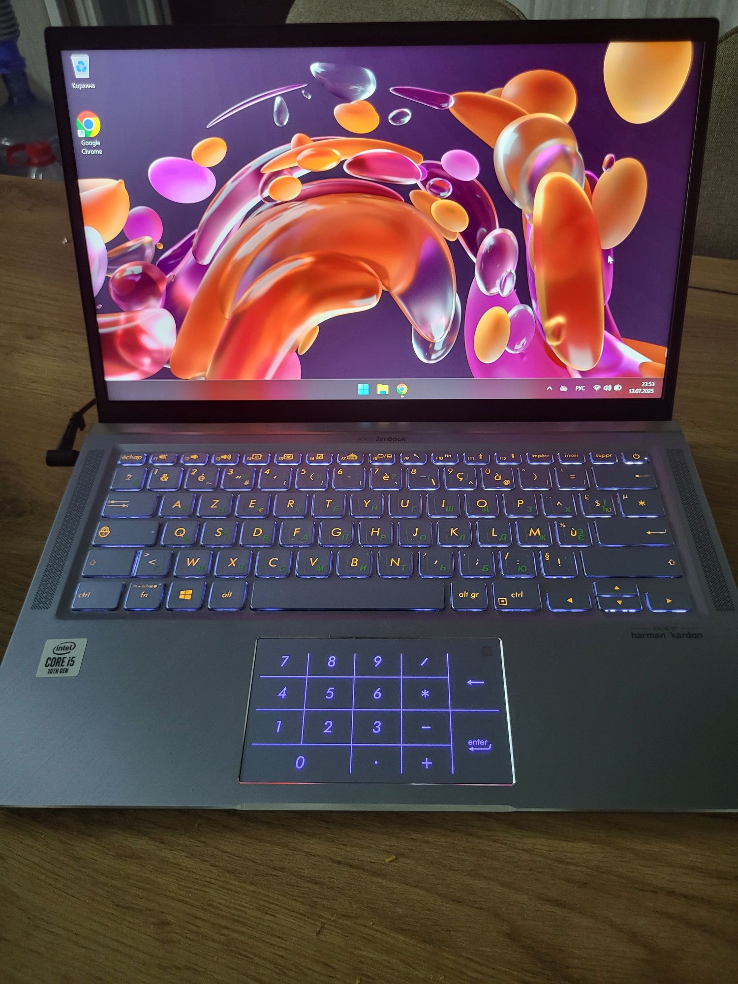 Asus Zenbook ux431f,core i5(10 gen) 8/256g