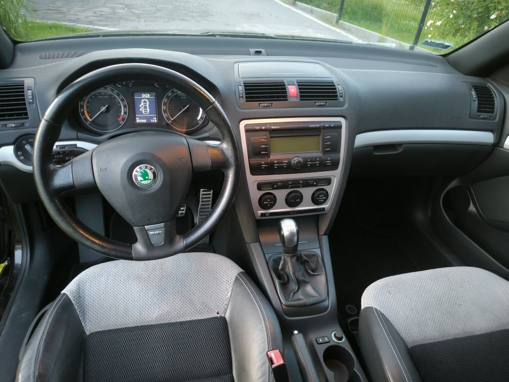 Skoda Octavia 2 RS 250KM