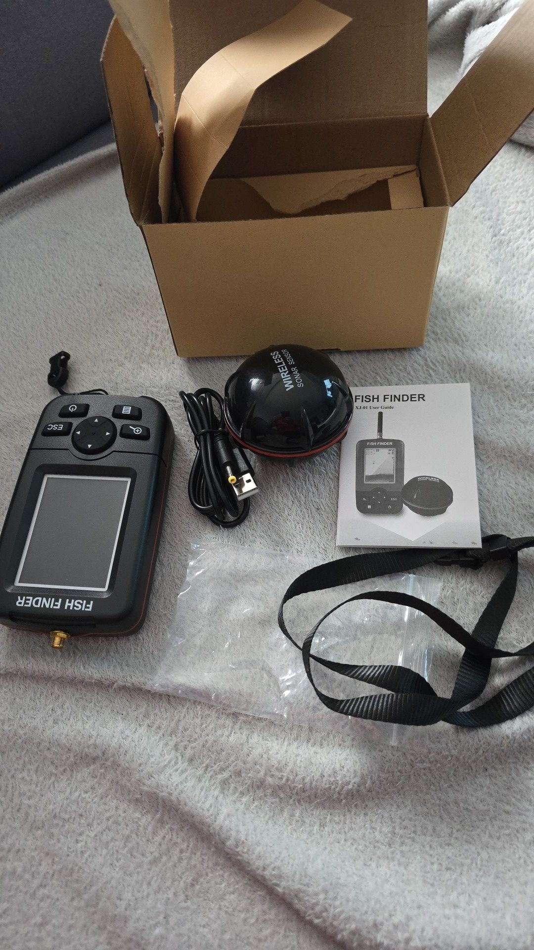 Echosonda sonar fish finder typu deeper.