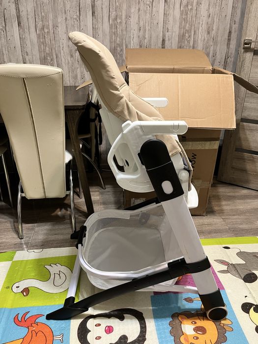 Стілець для годування Carrello Apricus CRL-14201