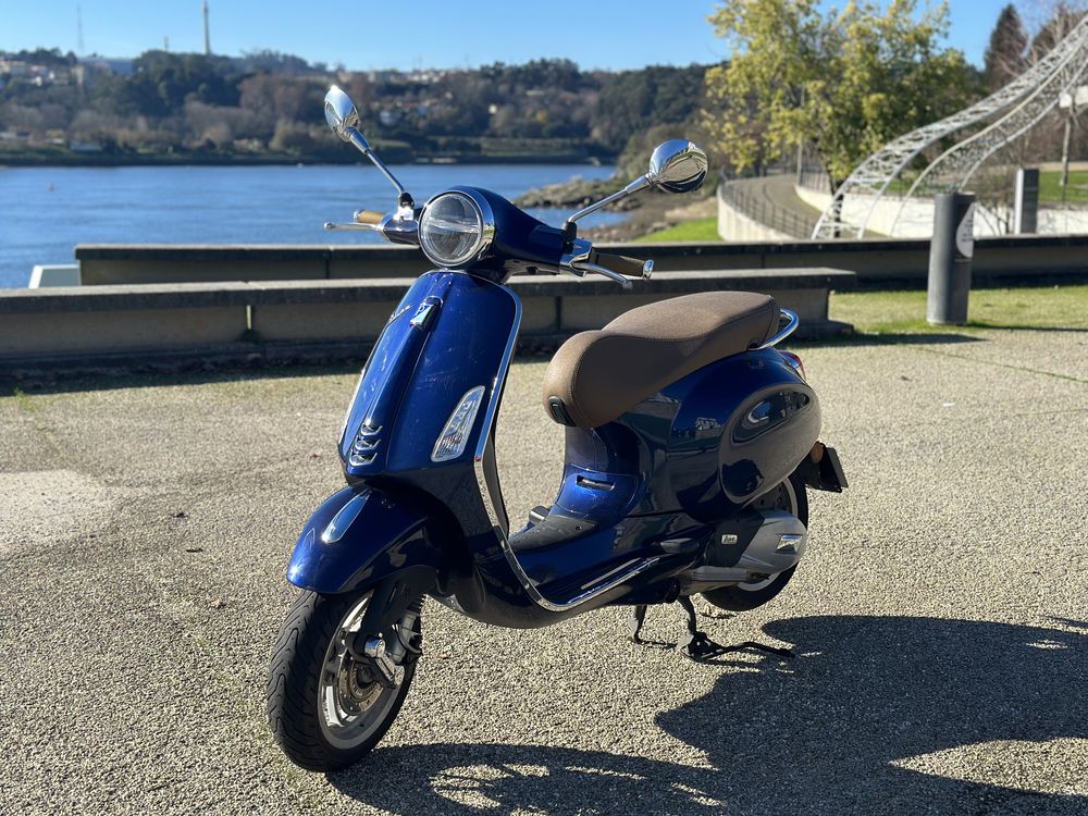 Vespa Primavera 125 i-get + extras