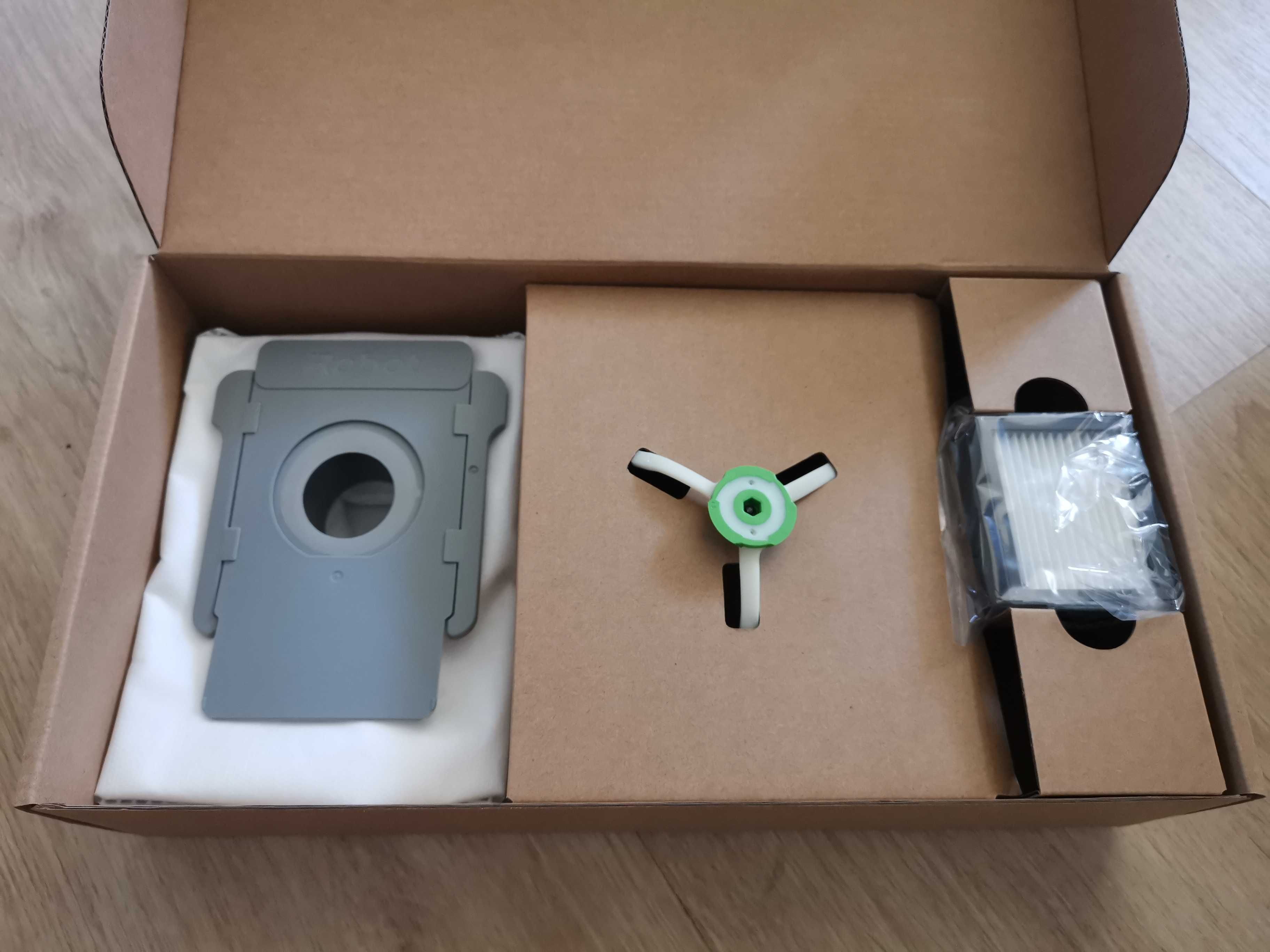 Aspirador robô (IRobot - Romba I7 +)