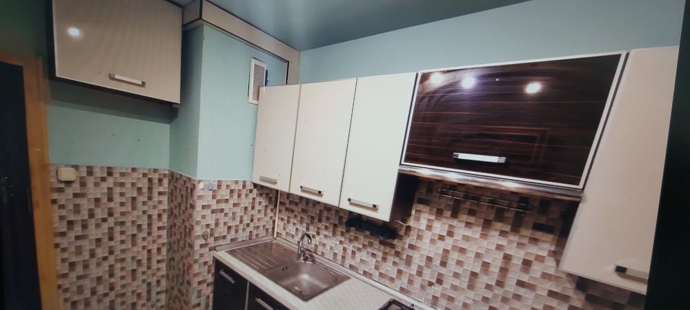 Meble kuchenne brązowo białe