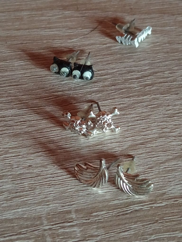 Brincos gatos, coração,simples
