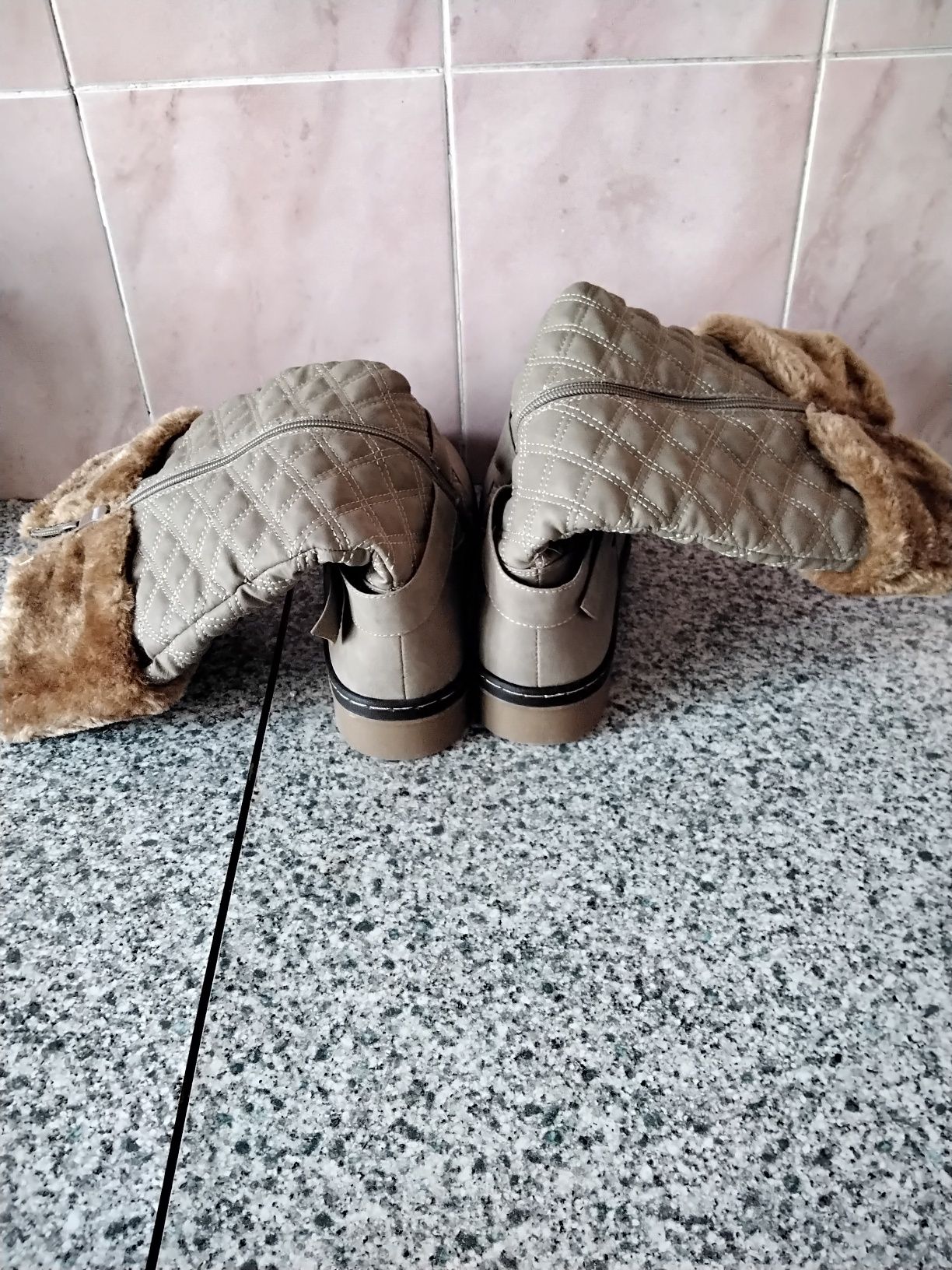 Сапоги женские 38 размера.