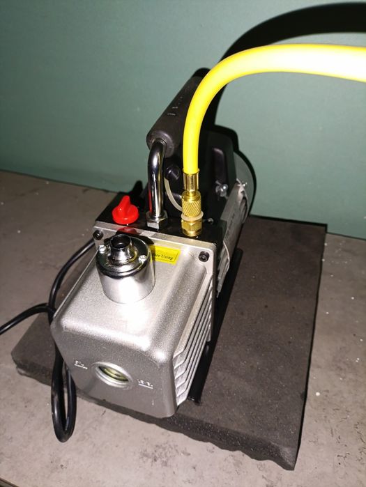 Новий вакуумний насос