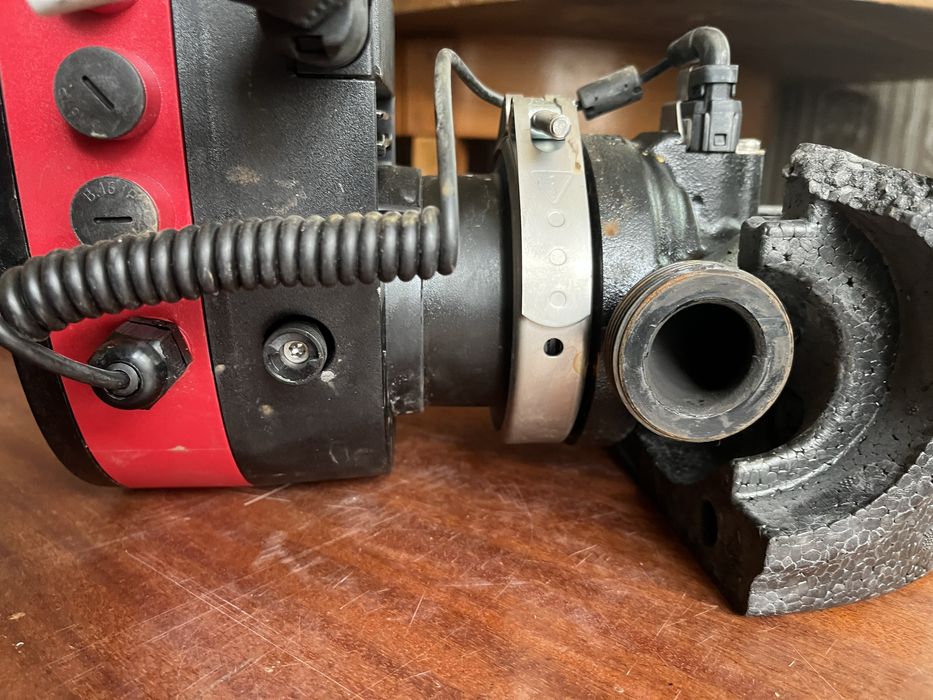 Продам циркуляционный насос Grundfos m3
