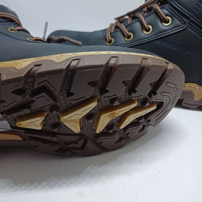 Nowe traperki buty zimowe roz 40 dł wkładki 25 cm