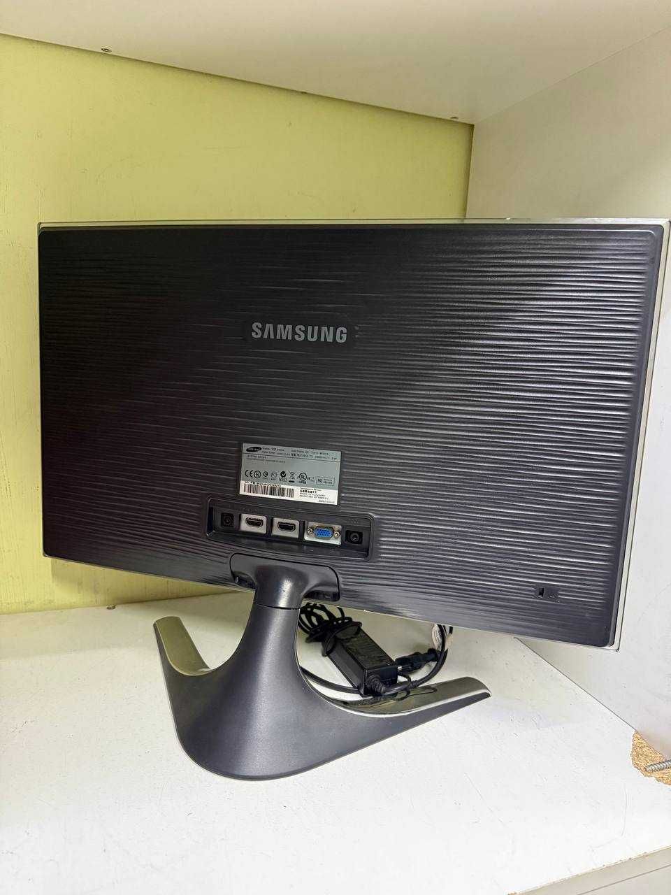 Пордам Монитор Samsung BX2350