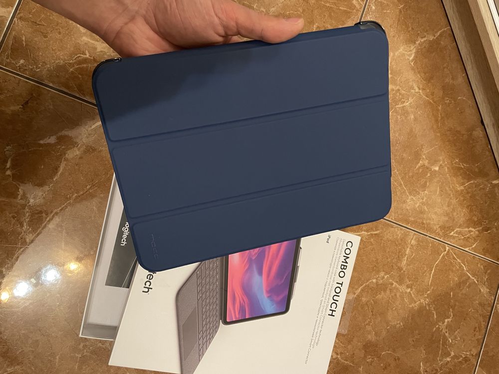 Чехол для Apple iPad Air 10.9"