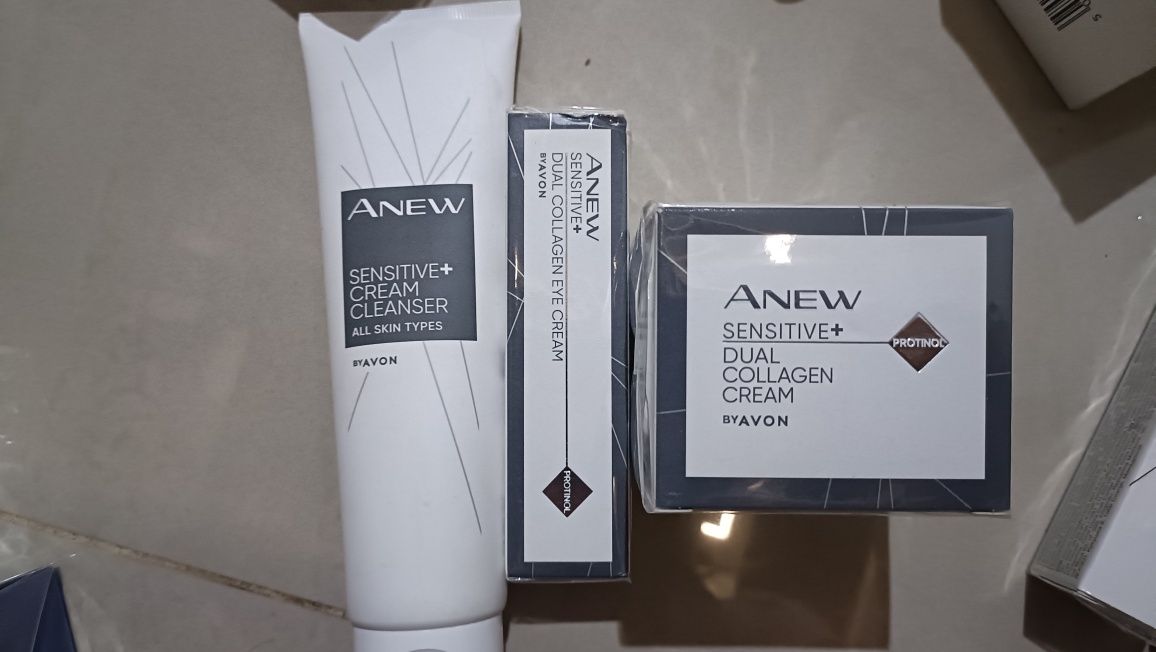 Zestaw Avon sensitive anew