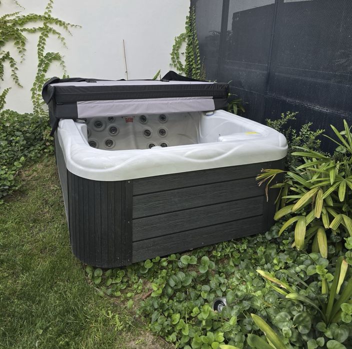 Jacuzzi Wellis Mars P&P novo com garantia