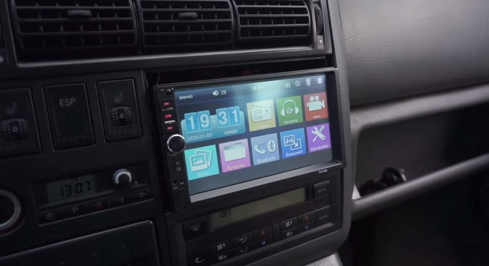 Универсальная 7018b 2din магнитола сенсорное управление з рамкой