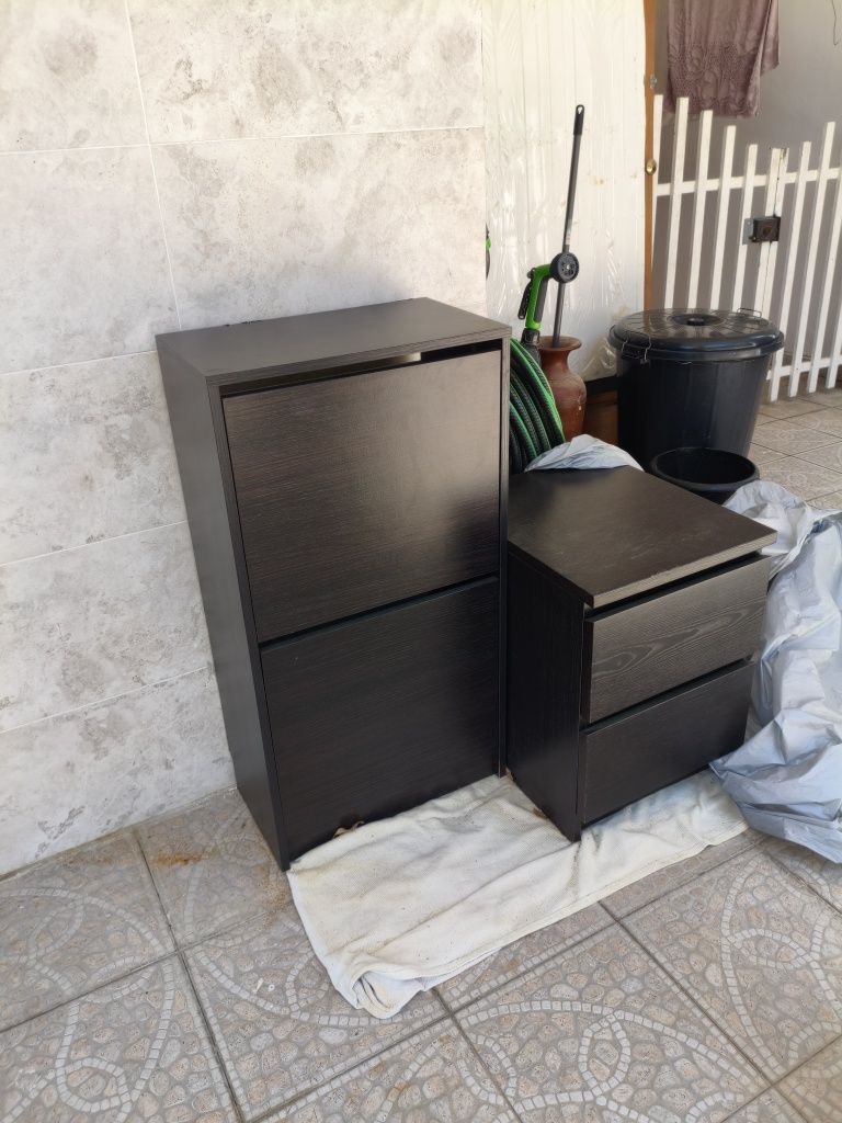 Sapateira, mesa cabeceira, mesa de centro IKEA valores na descrição
