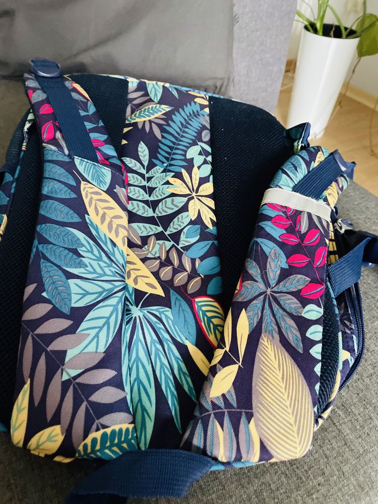Plecak Empik solidny piękne kolory