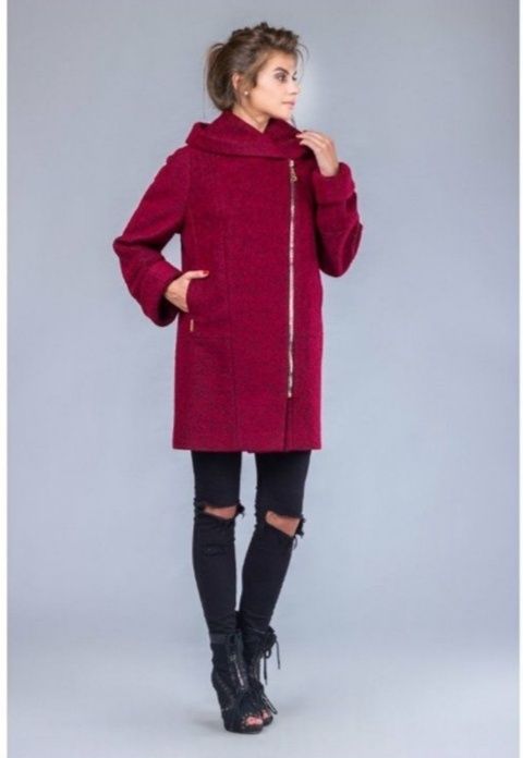 Пальто жіноче розмір L